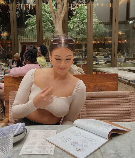 Nahá fotka uniklých OnlyFans od Brynnemarie