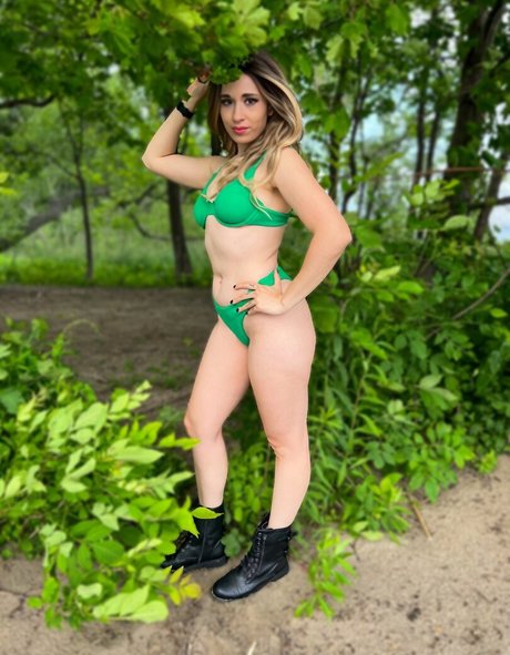 Nahá fotka uniklých OnlyFans od Sunfyretv