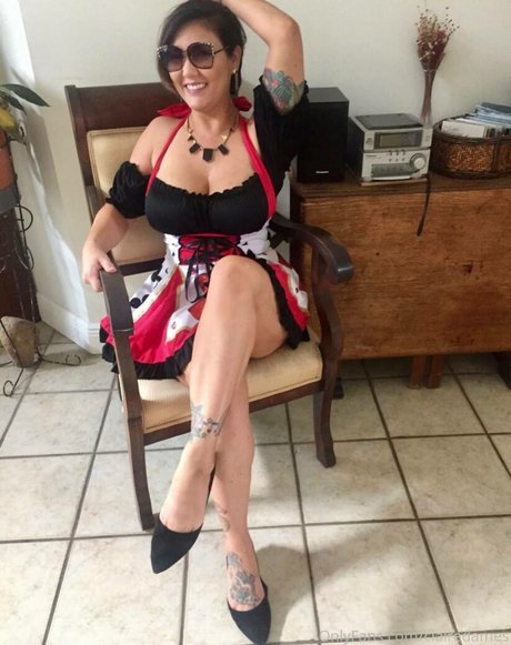 Claire Dames