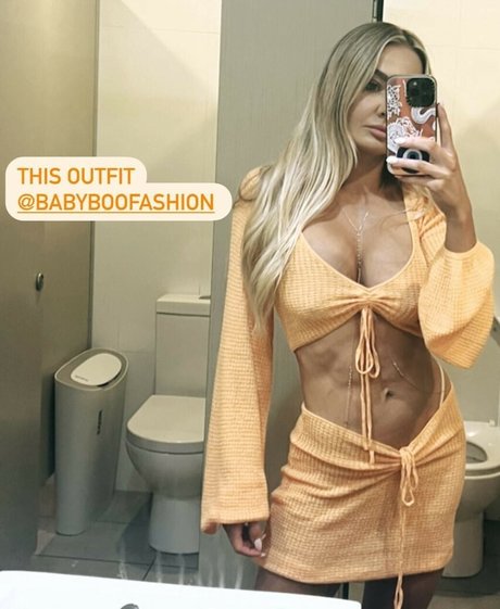 Nahá fotka uniklých OnlyFans od Brooke Evers