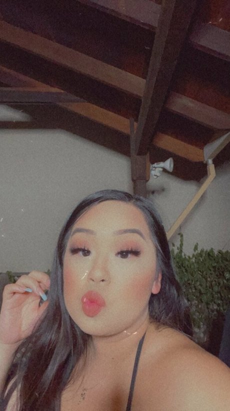 Asianbbygirl18