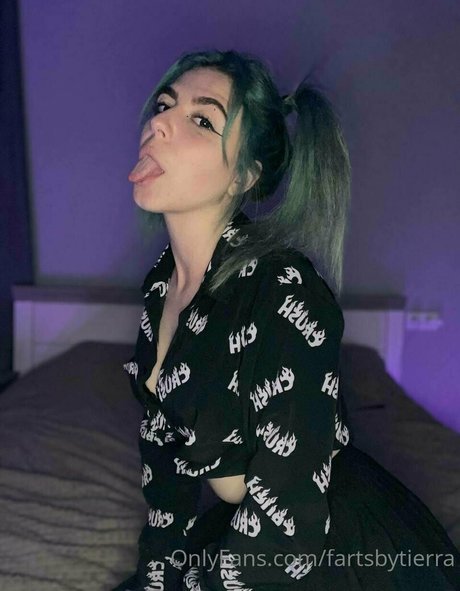 Foto desnuda filtrada de OnlyFans de Fartsbytierra