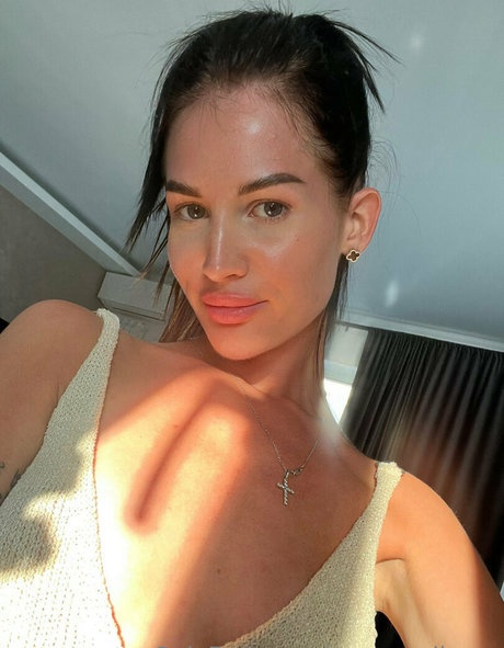 Nahá fotka uniklých OnlyFans od Emmaelisson