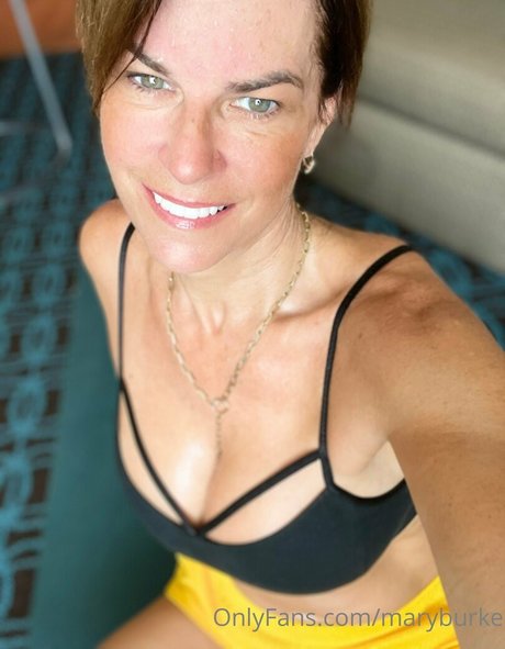 Naken lekkede OnlyFans-bilde av Maryburke