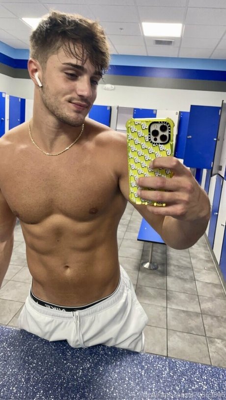 Naken lekkede OnlyFans-bilde av Jfit98