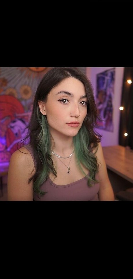 Nahá fotka uniklých OnlyFans od Skyytea
