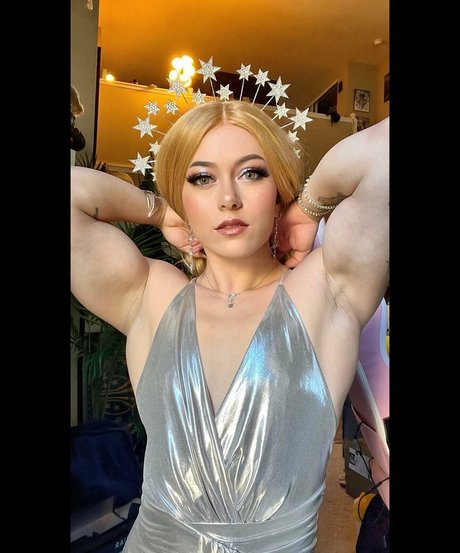 Claire Max