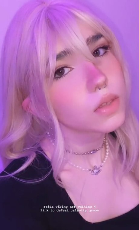 Naken lekkede OnlyFans-bilde av Arielle Maxine