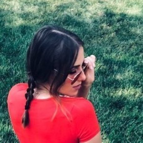 Naakte gelekte OnlyFans-foto van Catlikemeow