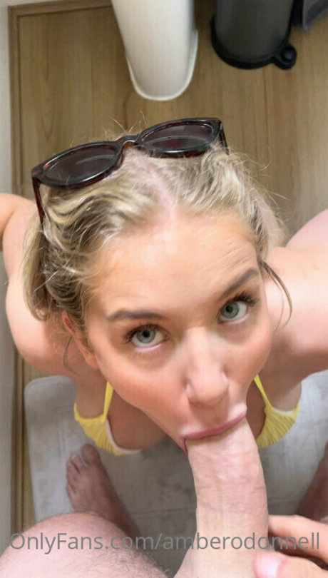 Nahá fotka uniklých OnlyFans od Amber
