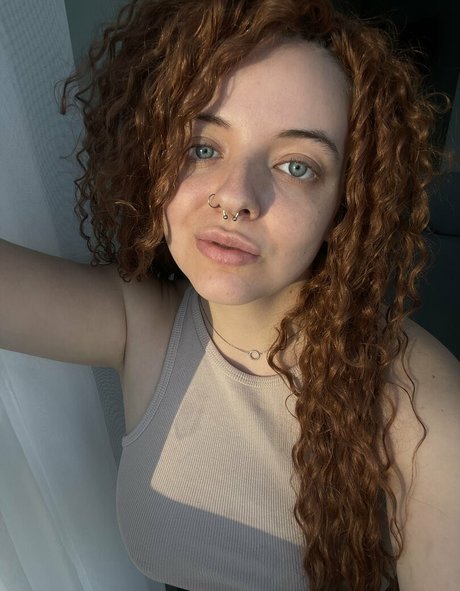 Naken lekkede OnlyFans-bilde av Sweet Tangerine