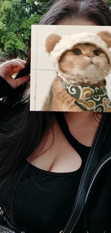 Naken lekkede OnlyFans-bilde av Xiaozhupigg