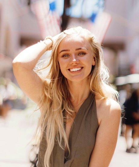 Naken lekkede OnlyFans-bilde av Eva Vlaardingerbroek