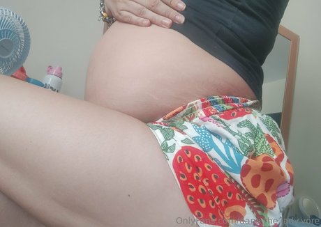 Danatheladyvore