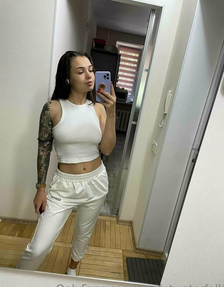 Nahá fotka uniklých OnlyFans od Yourqueen3