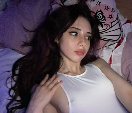 Mina Bell