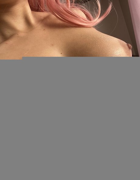 Photo nue de fuite OnlyFans de Hatsuzume