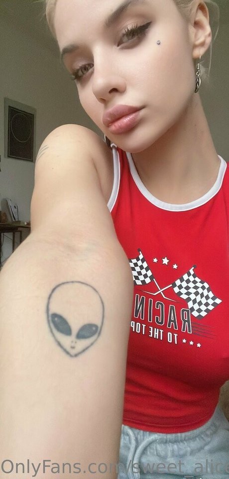Nahá fotka uniklých OnlyFans od Sweet Aliceee