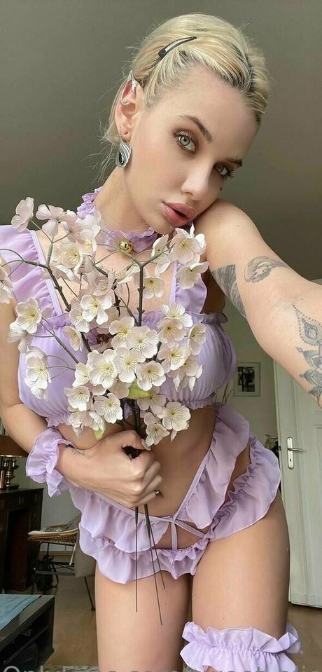 Nahá fotka uniklých OnlyFans od Sweet Aliceee