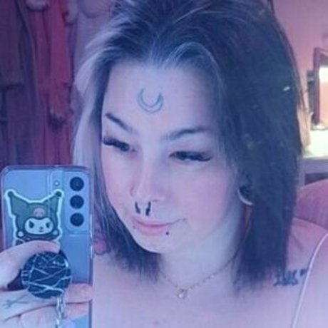 Nahá fotka uniklých OnlyFans od Nikkiwellsof