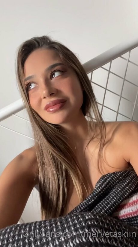 Foto desnuda filtrada de OnlyFans de Merve Taskn