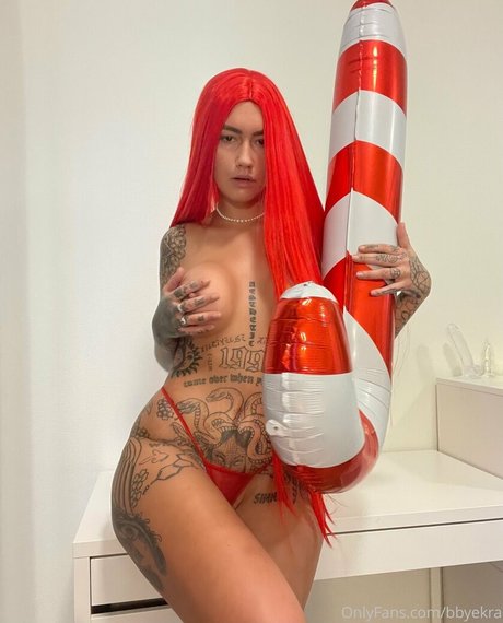 Nahá fotka uniklých OnlyFans od Bbyekra