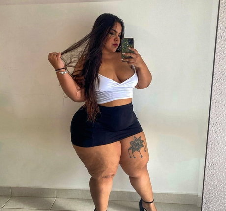 Nahá fotka uniklých OnlyFans od Graciebon1