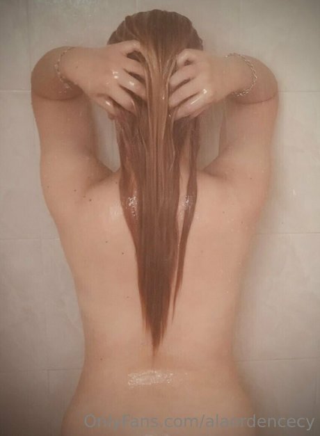 Naken lekkede OnlyFans-bilde av Alaordencecy