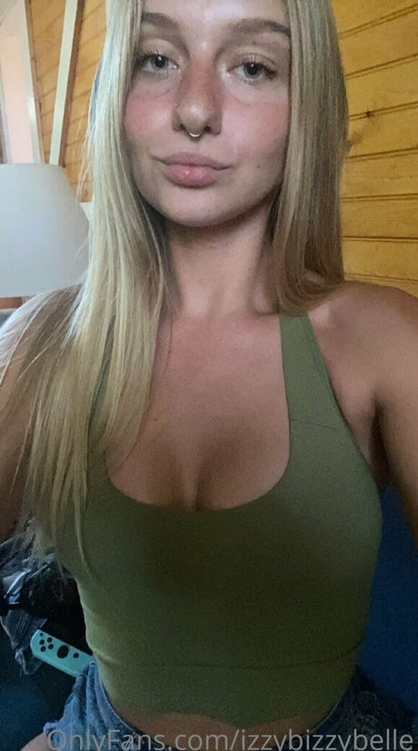Izzybizzybelle