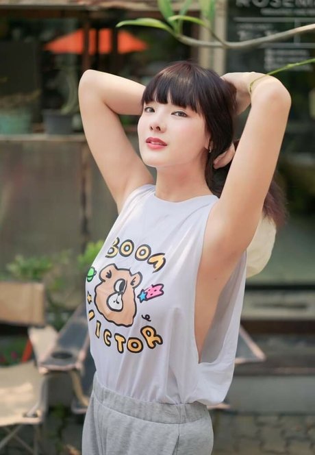 Beeko Pinknavy