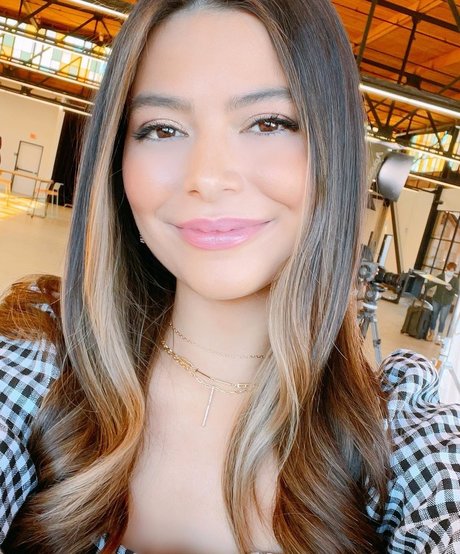 Miranda Cosgrove
