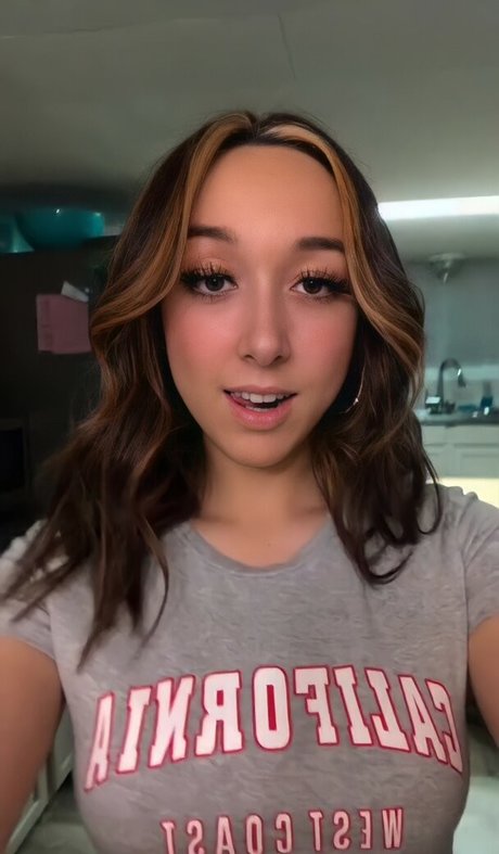 Naken läckt OnlyFans-bild av Presley Jordan