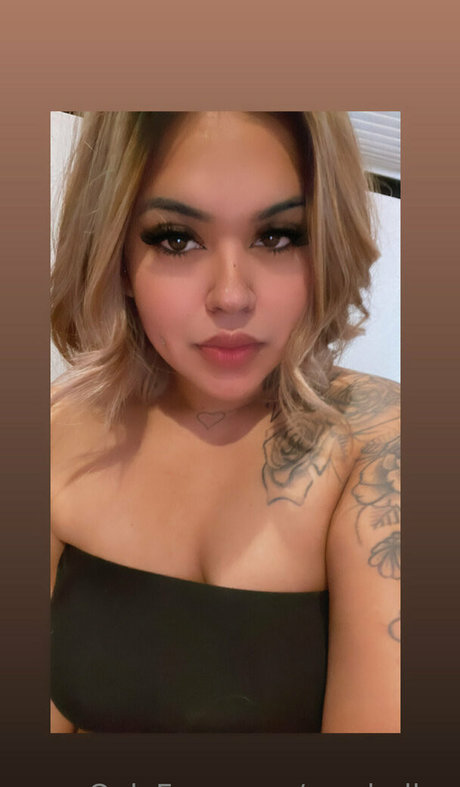 Nagie wyciekłe zdjęcie OnlyFans od Mxchellxx