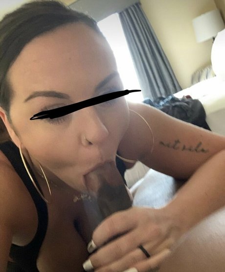 Naken läckt OnlyFans-bild av Sbnikki