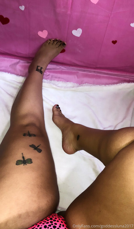 Foto nua vazada do OnlyFans de Goddessluna2017