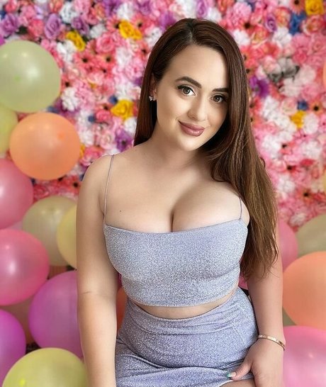 Veronica Rose