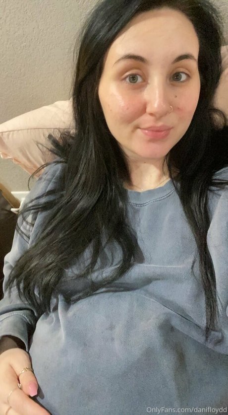 Alaston vuotanut OnlyFans-kuva Ilovedanidarko