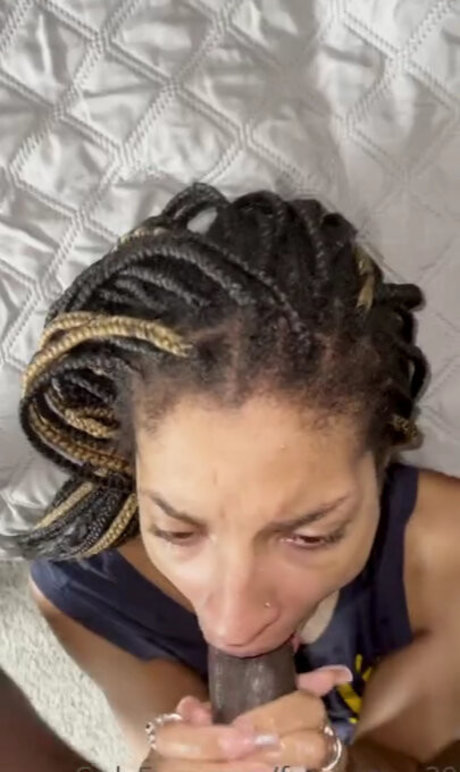 Foxybrown20