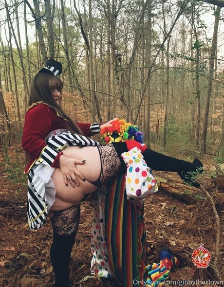 Nahá fotka uniklých OnlyFans od Gibbytheclown
