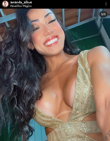 Alasti lekkinud OnlyFans-i pilt Amandaalbue
