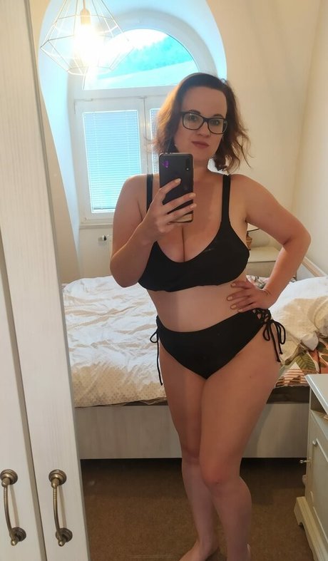 Nahá fotka uniklých OnlyFans od Ivalinitycos