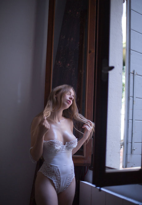 Claudia Lion