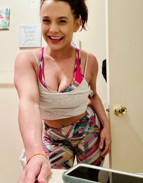 Maria Jade