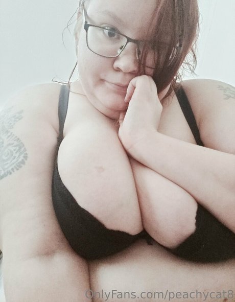 Peachycat8