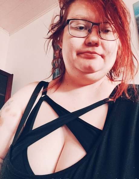 Foto di nudo di fuga di OnlyFans di Peachycat8