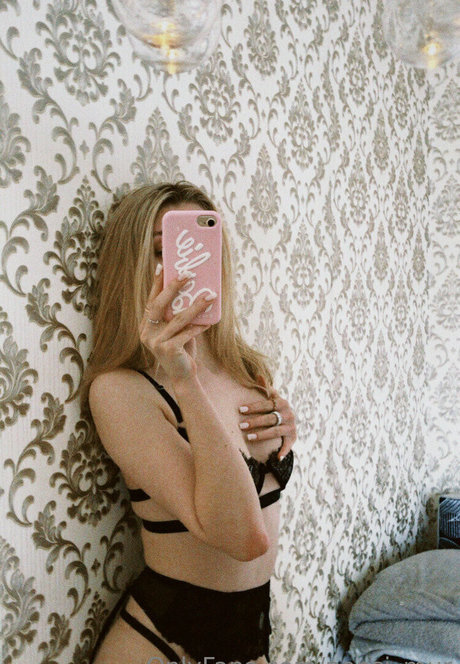 Nahá fotka uniklých OnlyFans od Nensimur
