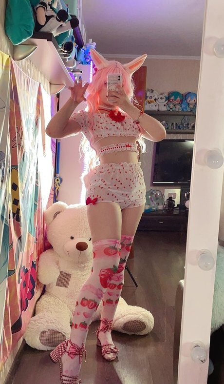 Saya Scarlet