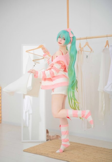 Saya Scarlet