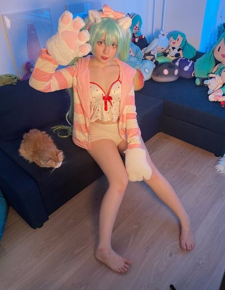 Saya Scarlet
