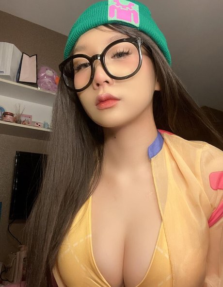 Charlottemalaew